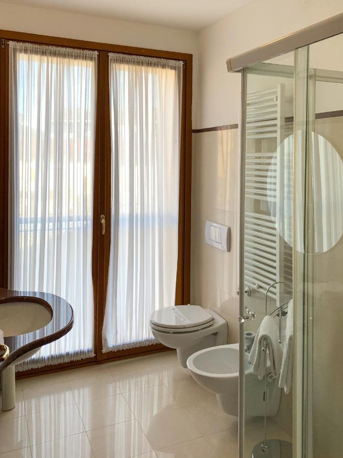 Eurohotel Palace מניאגו מראה חיצוני תמונה